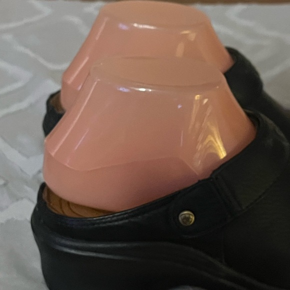 Ariat Santa CruzMule Shoes Sz 6B - Picture 4 of 10